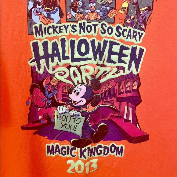 Disney Tops - Disney Parks Halloween T Shirt Womens Size XL